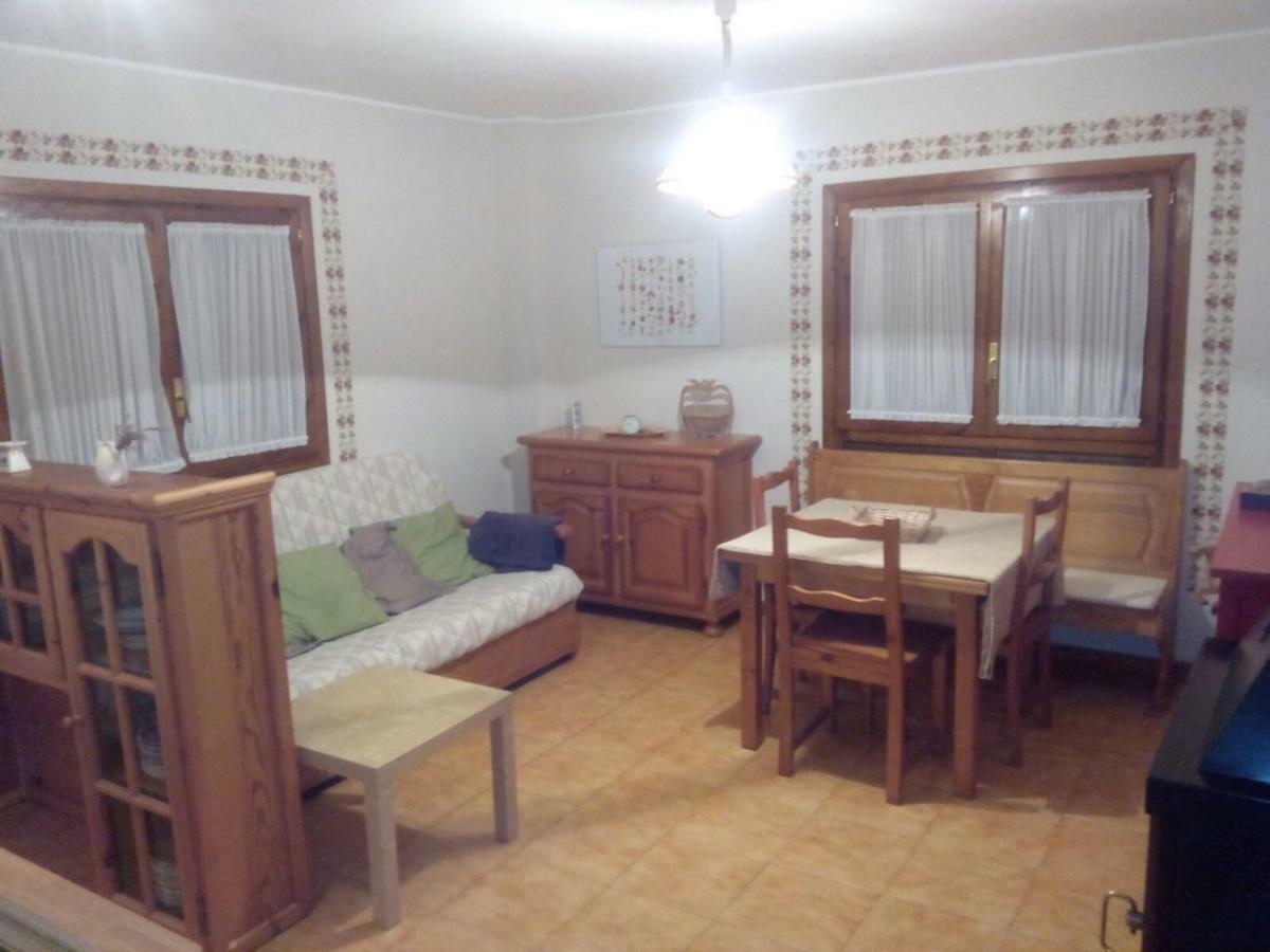 Apartamento Modesto En Las Montanas Del Pirineo Aragones En Alquiler Altruista Economico Villanúa Kültér fotó