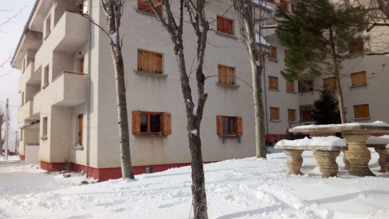 Apartamento Modesto En Las Montanas Del Pirineo Aragones En Alquiler Altruista Economico Villanúa Kültér fotó